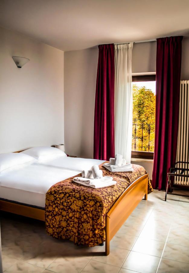 Hotel Corte Dal Castello Lazise Exterior foto