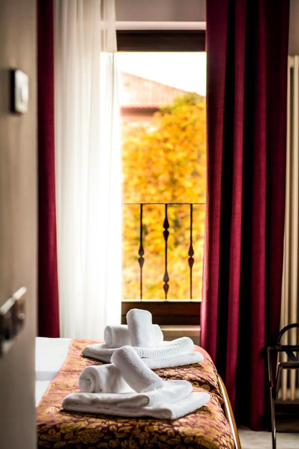 Hotel Corte Dal Castello Lazise Exterior foto