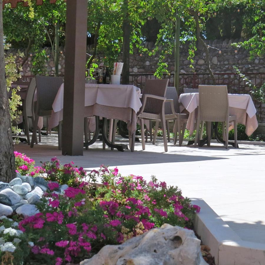 Hotel Corte Dal Castello Lazise Exterior foto